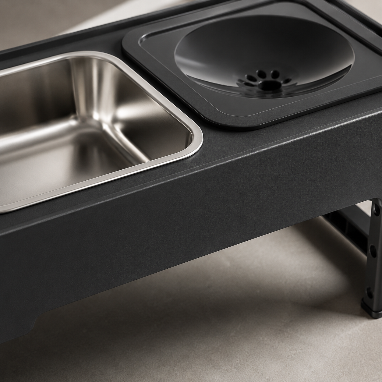 Adjustable Elevated Dog Bowl Stand